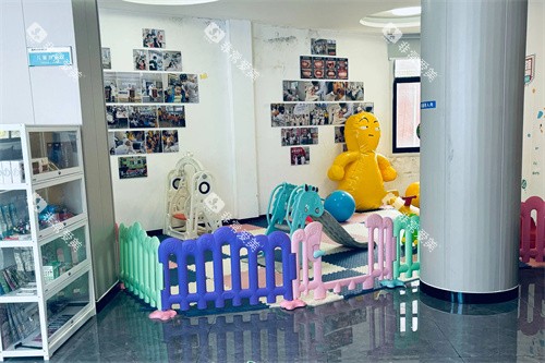 湘乡民铭口腔儿童游乐区