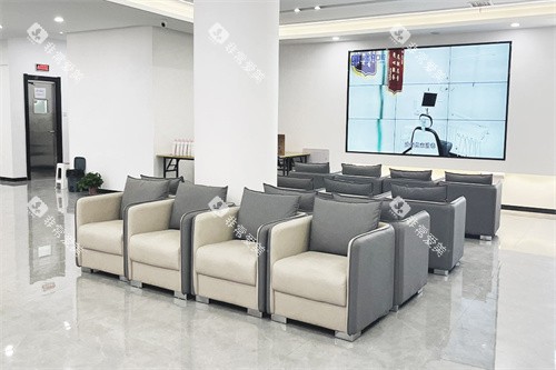 朔州易看牙口腔休息区一角