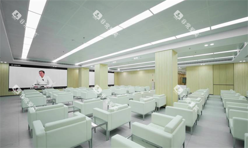 杭州团圆口腔医院等待区域