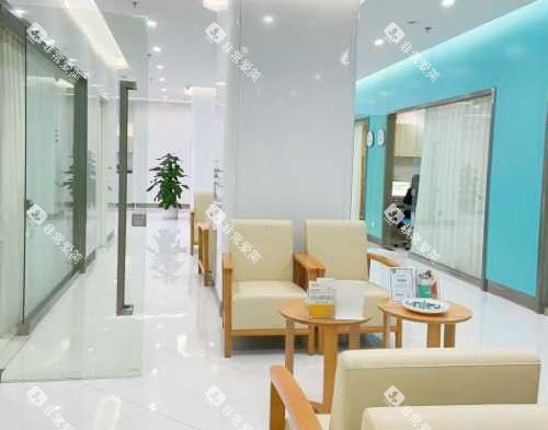 重庆团圆口腔医院候诊区