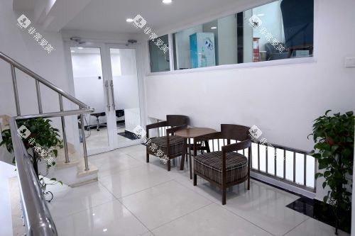 长春明雅口腔等候区