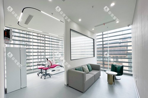 成都锦官口腔医院治疗室图