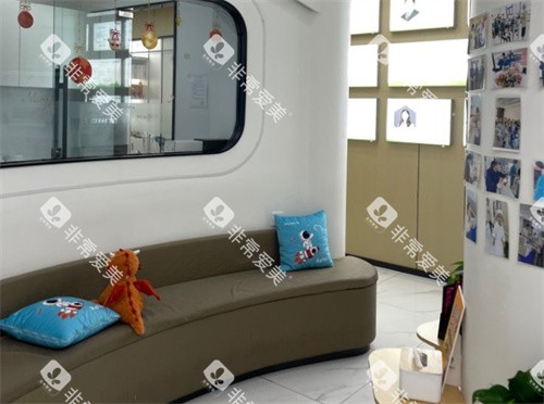 南京牙益舒口腔室内等待区