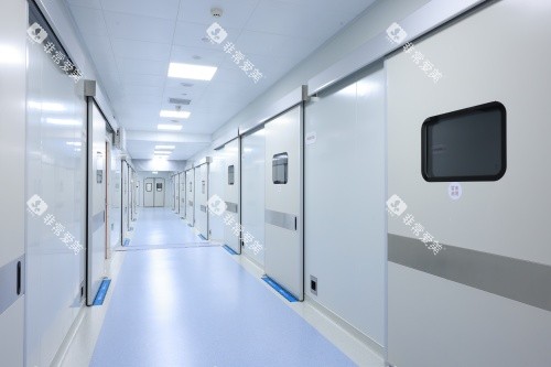 成都新桥口腔总院手术室外