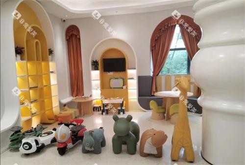 贵阳柏乐口腔儿童游玩区
