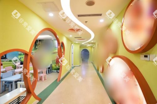 德州可恩口腔医院儿牙走廊