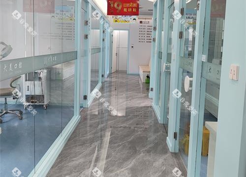 德州大美口腔诊室走廊环境