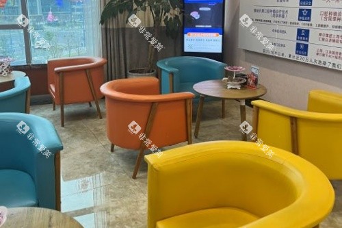 南通摩尔口腔候诊区域