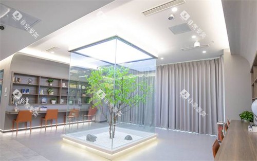 青岛优诺口腔等候区环境图