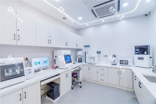 桂林周瑾帆口腔技工室