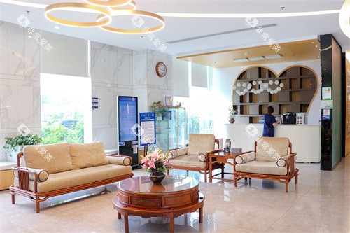 广州德仁口腔总院等候区