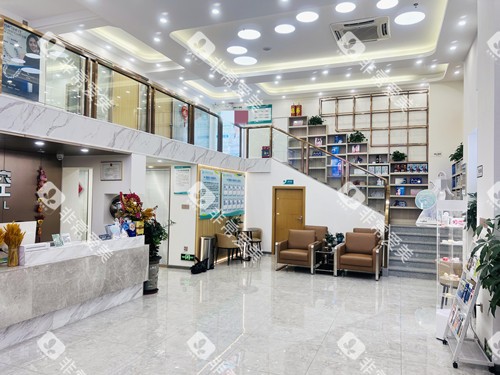 清远爱雅仕口腔大厅环境