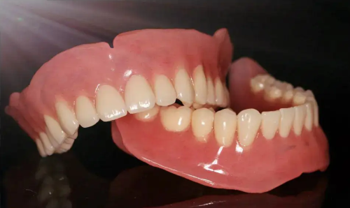 吸附性义齿图片 吸附性义齿图片