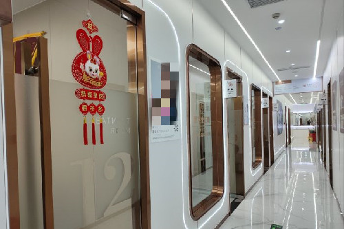 惠州精 英惠口腔江北店内部环境图