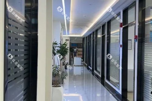 乐山牙米口腔诊室一角
