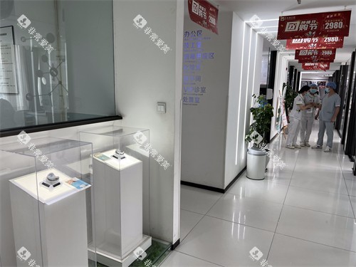 成都牙先森口腔过道环境