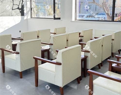 营口团圆口腔到院等候区