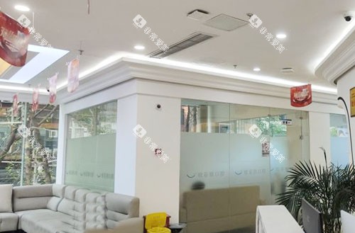 重庆欧菲雅口腔牙齿治疗等候区