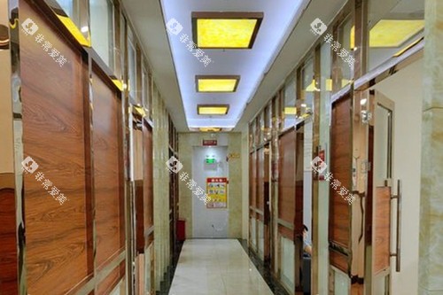 广州雅皓口腔走廊图