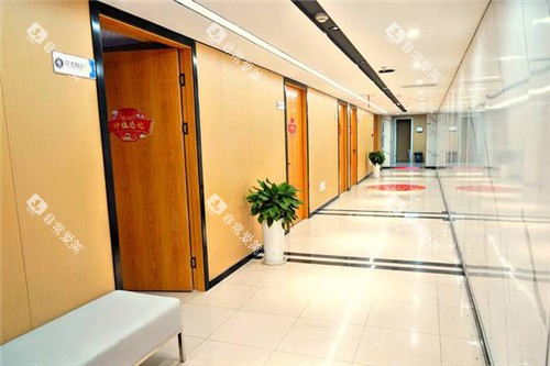 合肥中诺口腔医院走廊环境