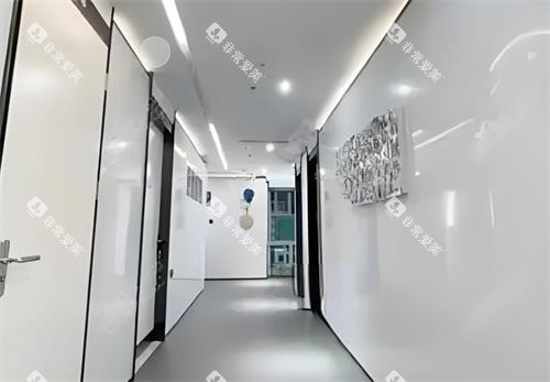 深圳慈恩口腔过道区