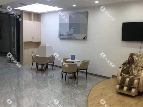 湘潭贝壳口腔门诊部休息区