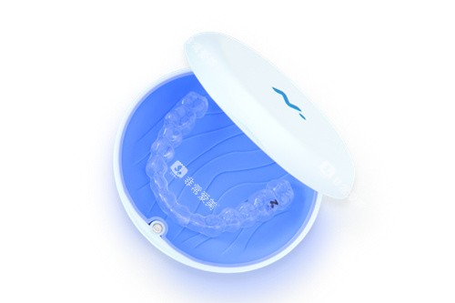 正丽科技隐形牙套实物展示图 正丽科技隐形牙套实物展示图