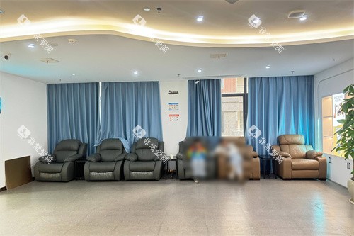 衡阳沃普口腔大厅休息区