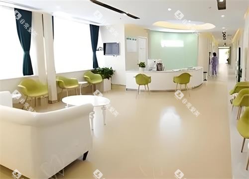 深圳美莱口腔室内休息区