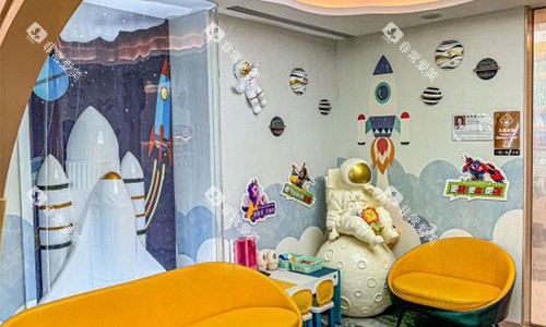 北京劲松口腔(国际部)儿童等待区 北京劲松口腔(国际部)儿童等待区