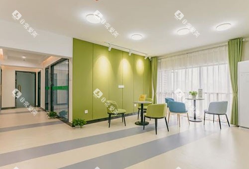 武汉齐禾口腔大厅休息区 武汉齐禾口腔大厅休息区