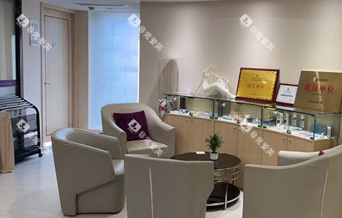 武汉美莱口腔大厅休息区 武汉美莱口腔大厅休息区