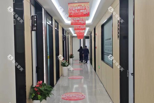 常州佧瓦口腔走廊图