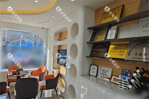 安徽亳州小天使口腔(光明店)休息候诊区 安徽亳州小天使口腔(光明店)休息候诊区