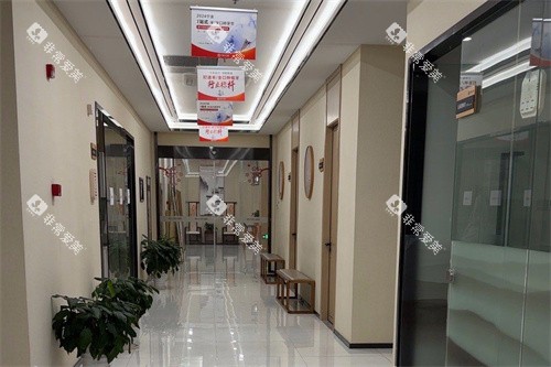 宁波牙博士口腔走廊环境