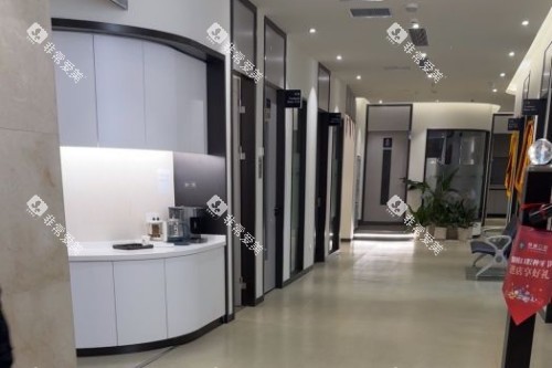 张家港鼎植口腔室内一角
