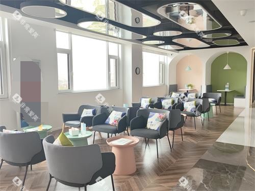 东营严选口腔大厅休息区 东营严选口腔大厅休息区