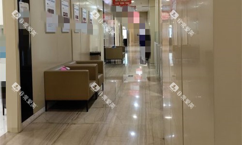 无锡美奥口腔走廊图