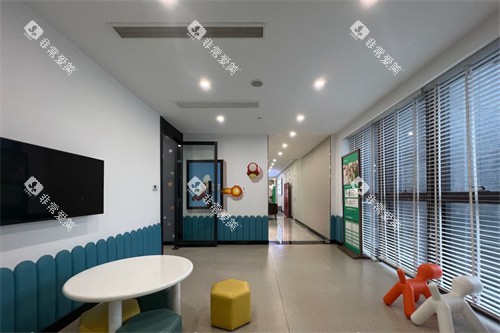 金华蓝芽口腔儿童区环境