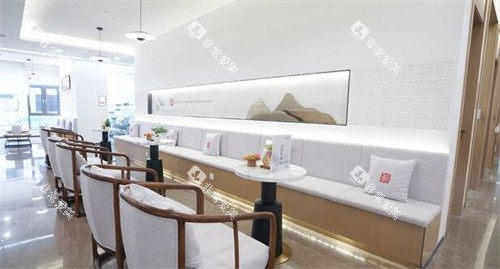 东莞牙状 元口腔大厅环境