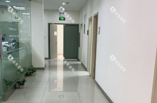 武汉大众口腔走廊环境图