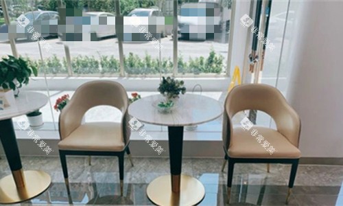 石家庄中诺口腔休闲区