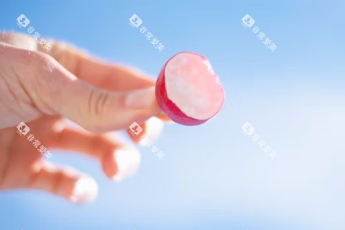 牙齿咀嚼宣传图