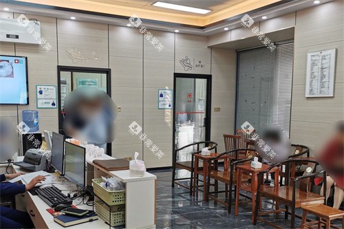 清远粤美口腔大厅休息区