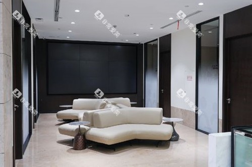 上海薇琳伯曼口腔候诊区 上海薇琳伯曼口腔候诊区