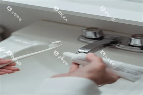 牙齿日常清洁