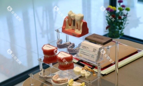 哈尔滨舒诺口腔假牙展示图