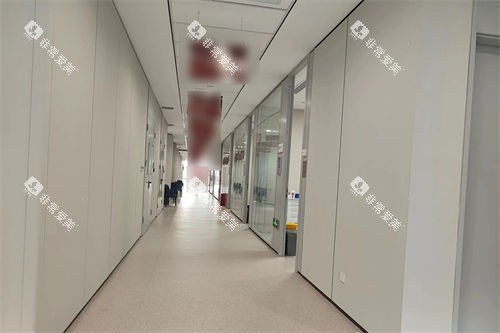 西安天皓口腔医院走廊环境 西安天皓口腔医院走廊环境