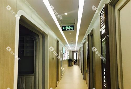 山东威海德韩牙博仕口腔走廊环境
