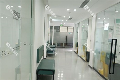 成都团圆口腔高新店诊疗室